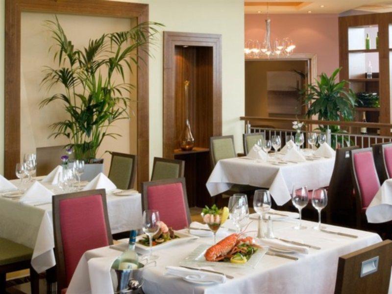 Self Catering Lodges At The Blarney Hotel & Golf Resort Ngoại thất bức ảnh