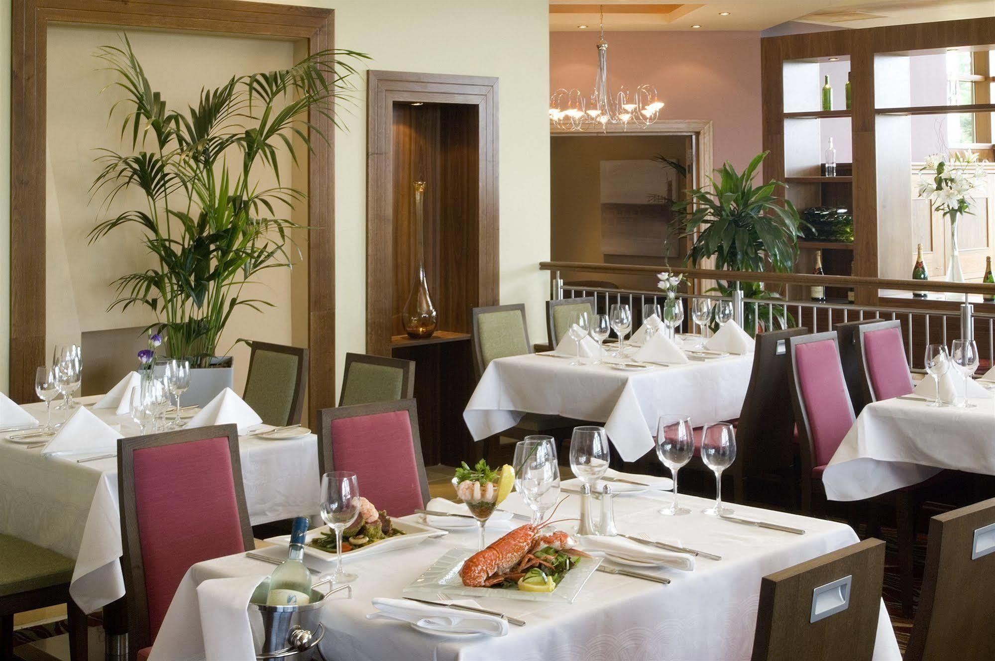 Self Catering Lodges At The Blarney Hotel & Golf Resort Nhà hàng bức ảnh