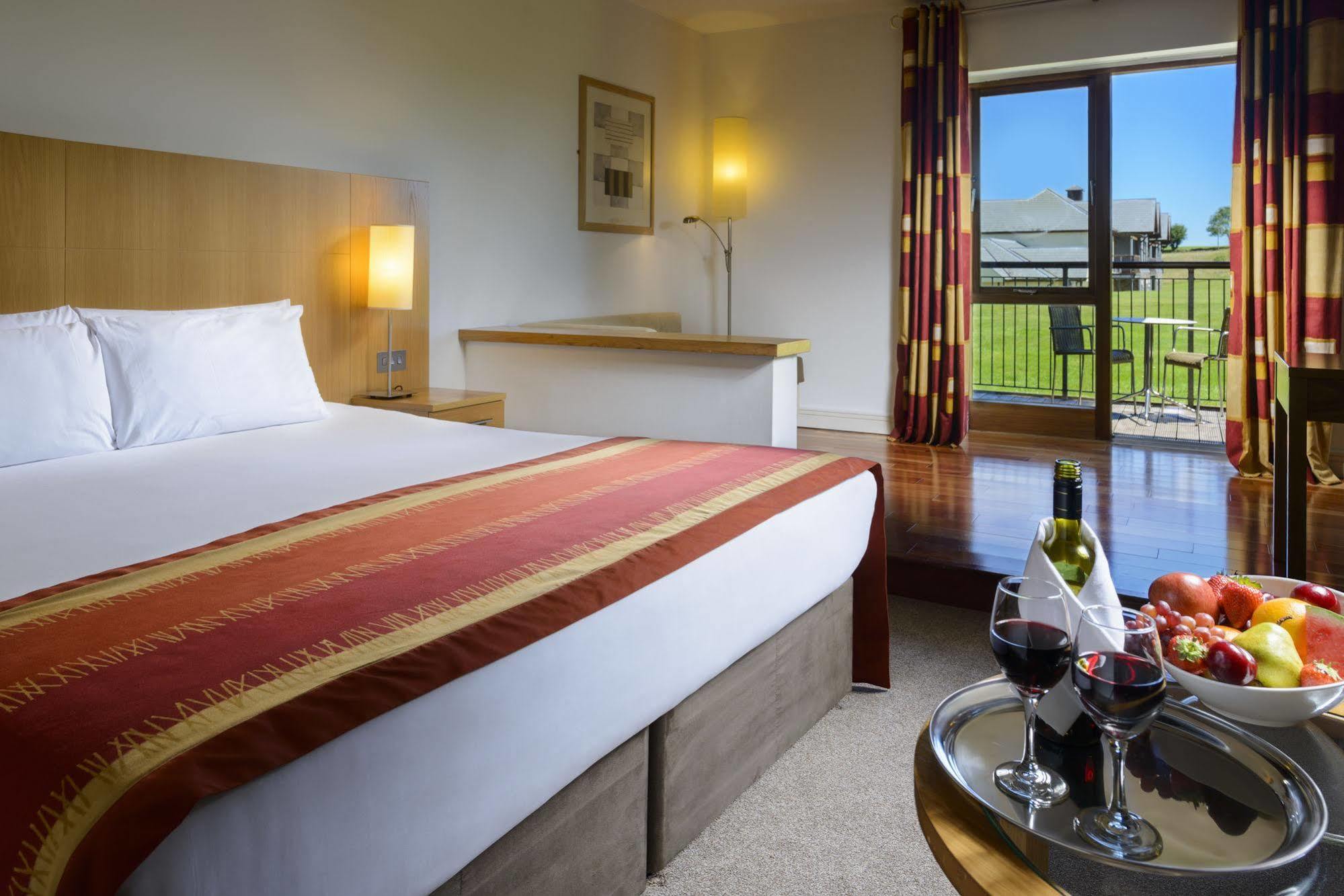 Self Catering Lodges At The Blarney Hotel & Golf Resort Ngoại thất bức ảnh