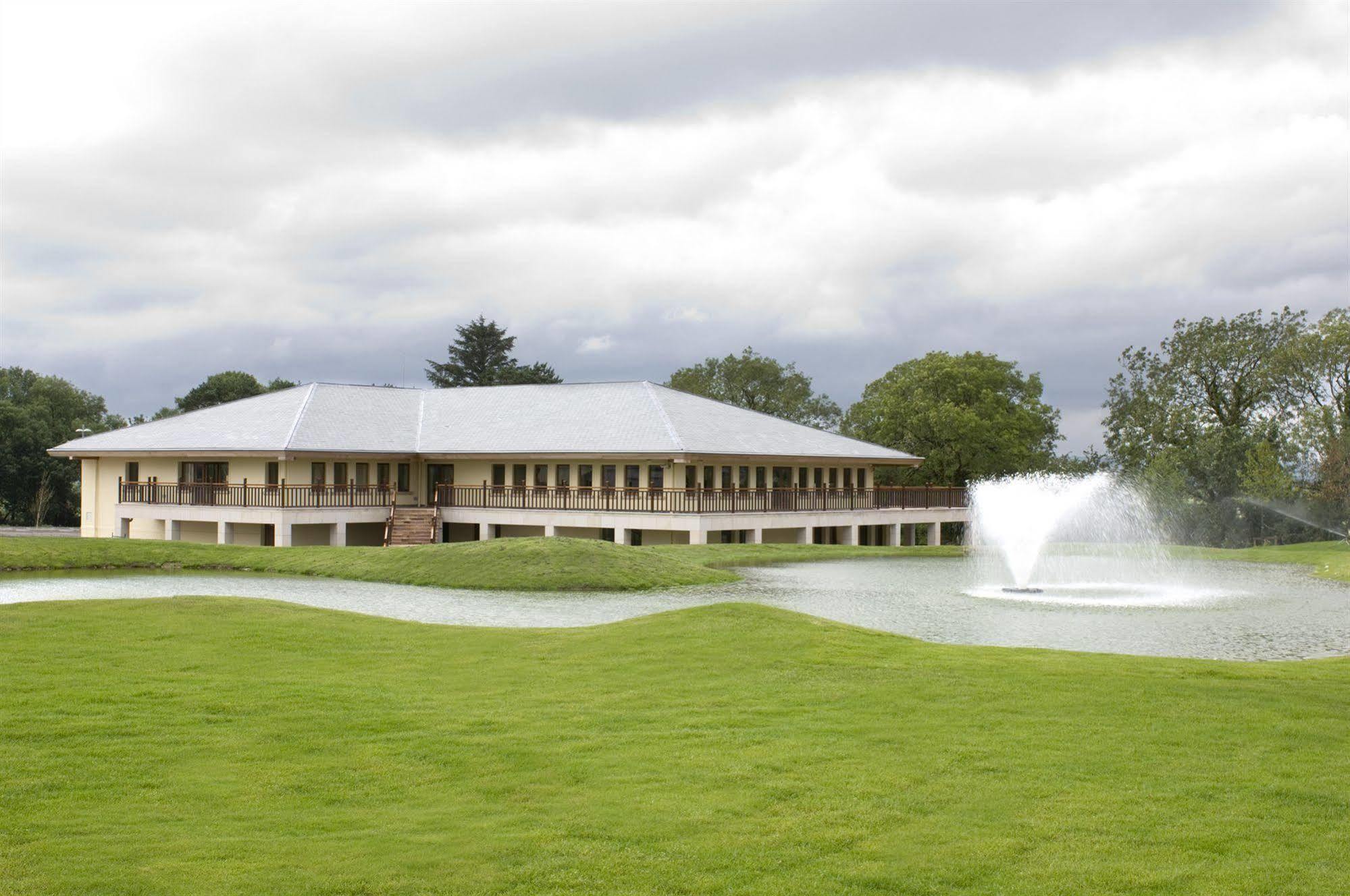 Self Catering Lodges At The Blarney Hotel & Golf Resort Ngoại thất bức ảnh